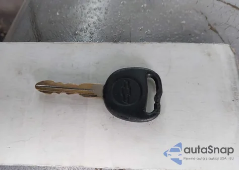 2005 Chevrolet Tahoe Z71 z USA, uszkodzony, nr VIN 1GNEC13T25R149626